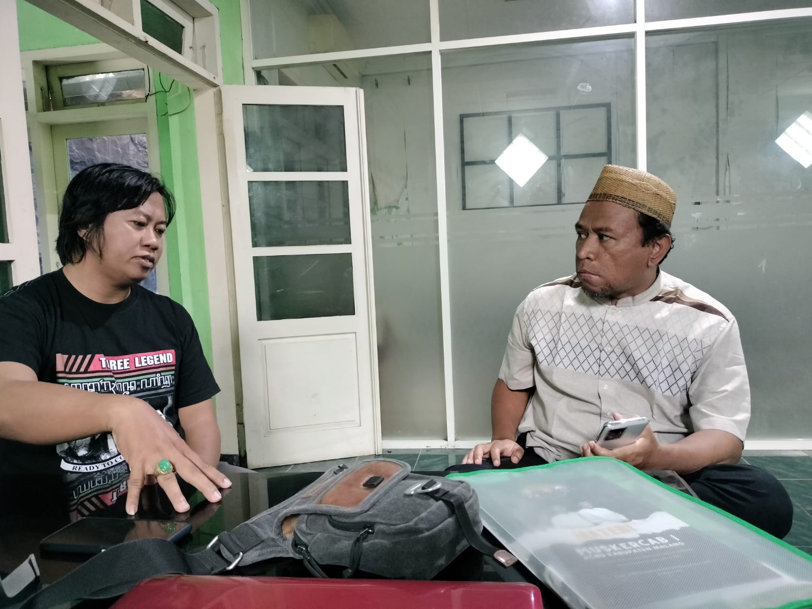 <strong>NONGKRONG SOAL VISI</strong>