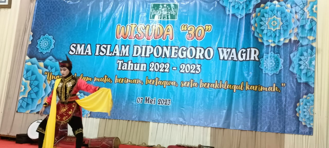 Semangat Diponegoro dalam “Wisuda 30” SMAI Diponegoro Wagir